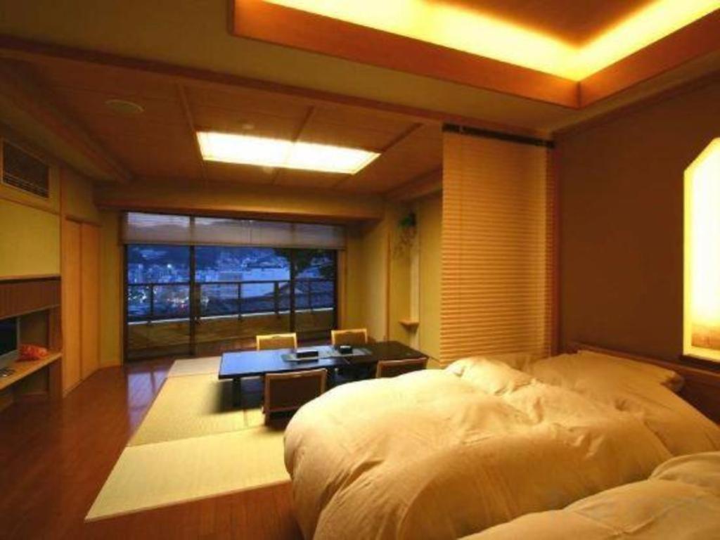 Tsukino Sumika Atami Juraku Hotel Exterior photo