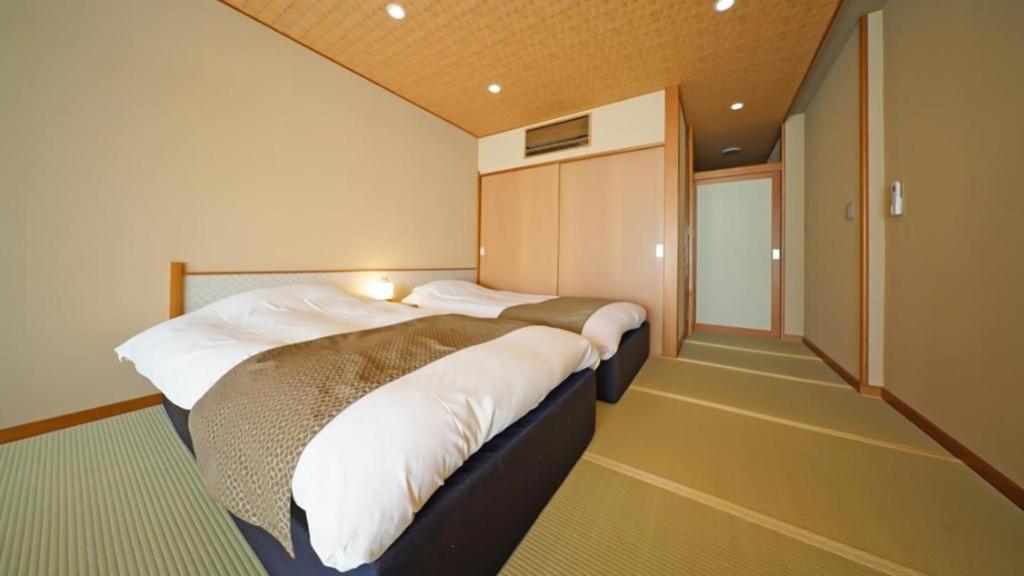 Tsukino Sumika Atami Juraku Hotel Exterior photo
