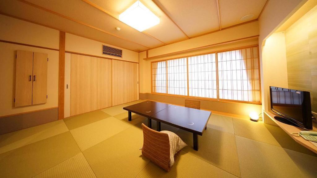Tsukino Sumika Atami Juraku Hotel Exterior photo