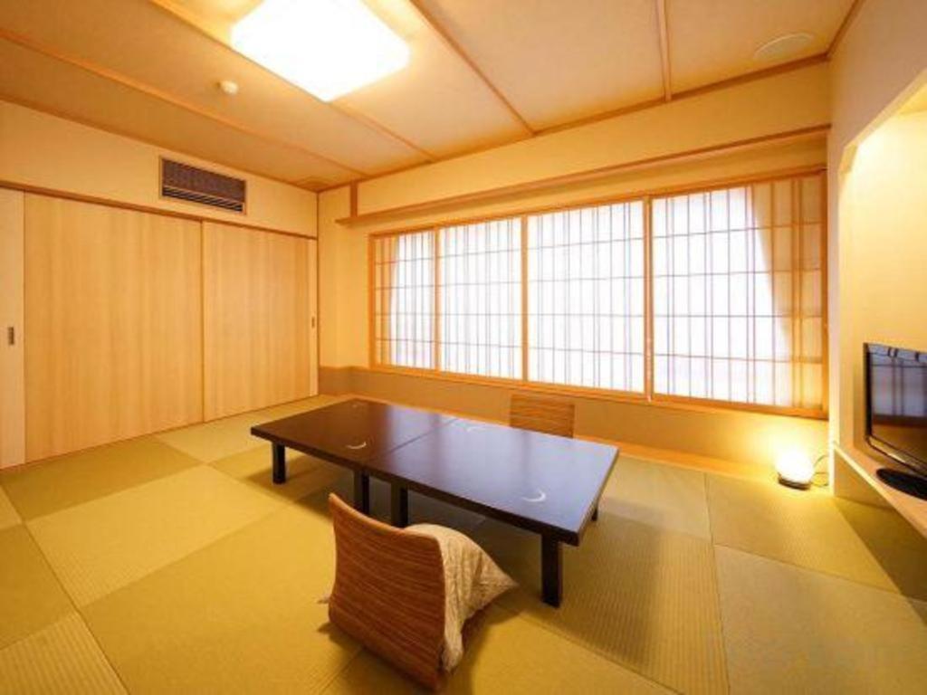 Tsukino Sumika Atami Juraku Hotel Exterior photo
